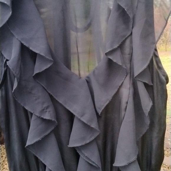 Jen N Rose silky polyester ruffled dress size medium - Picture 2 of 13